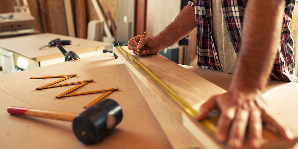  Möbelbau aus Holz, Möbel nach Maß